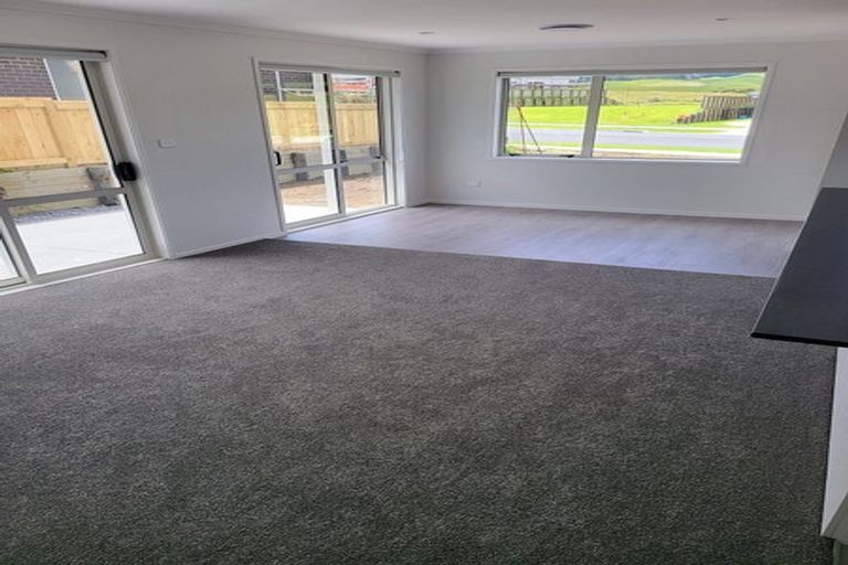 Photo of property in 6 Kohekohe Drive, Owhata, Rotorua, 3010