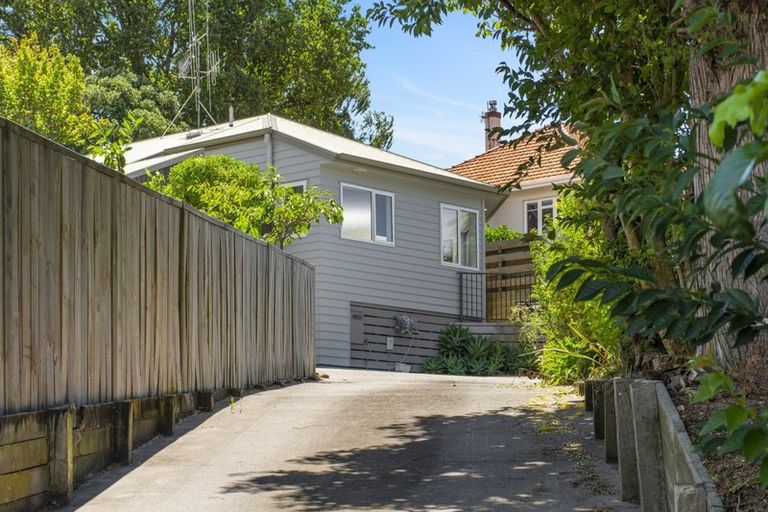 Photo of property in 3b Russell Place, Brookfield, Tauranga, 3110