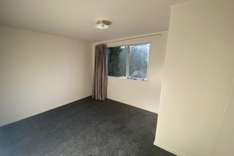 Photo of property in 17 Tauhinu Road, Greenhithe, Auckland, 0632