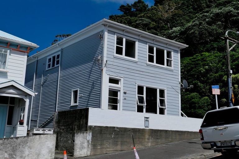 Photo of property in 21 George Street, Thorndon, Wellington, 6011