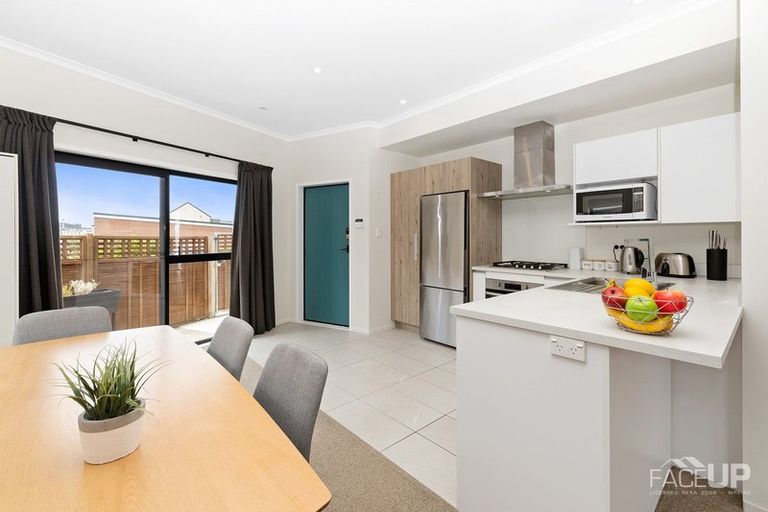 Photo of property in 13 Mapou Road, Hobsonville, Auckland, 0616