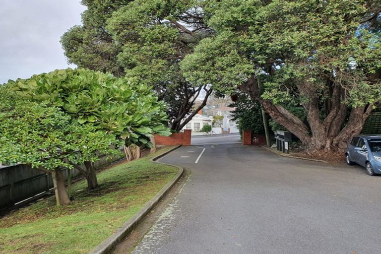 Photo of property in 2/12 Vallance Street, Kilbirnie, Wellington, 6022