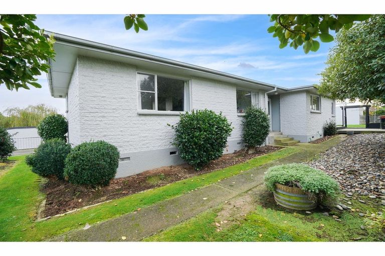 Photo of property in 28 Kelso Crescent, Strathern, Invercargill, 9812