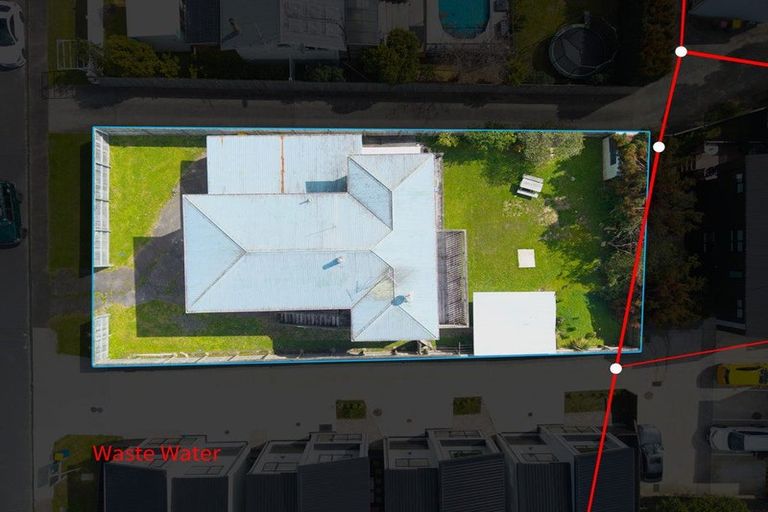 Photo of property in 45 Bodi Place, Te Atatu South, Auckland, 0610