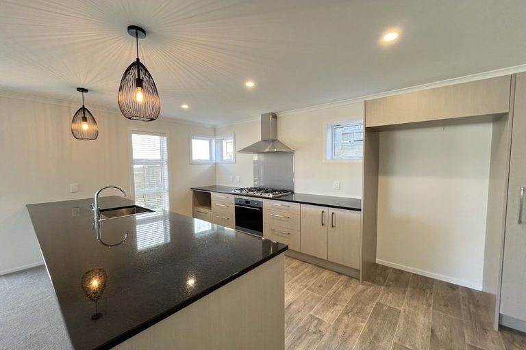 Photo of property in 21 Waitaria Terrace, Aotea, Porirua, 5024