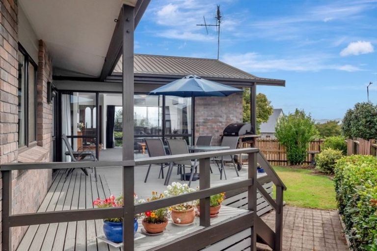 Photo of property in 51 Osprey Drive, Welcome Bay, Tauranga, 3112