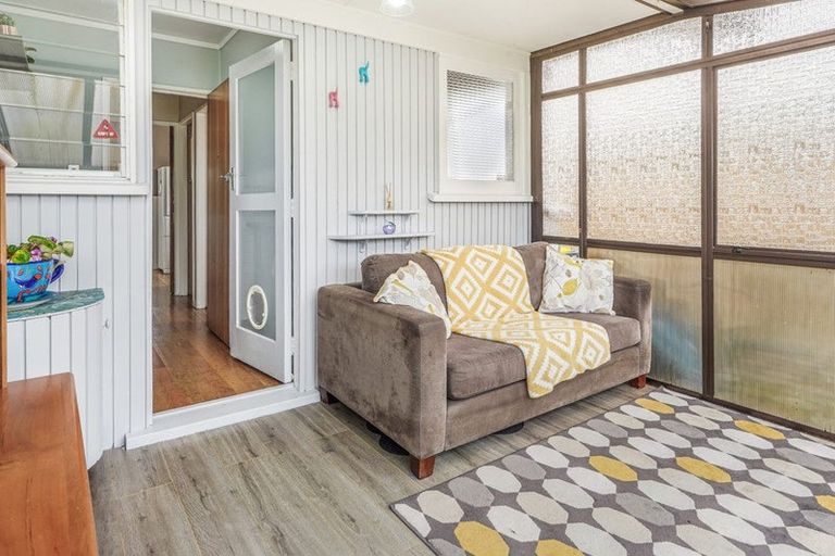 Photo of property in 1 Kingsley Street, St Andrews, Hamilton, 3200