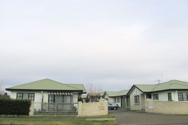 Photo of property in 6/2a Spriggs Crescent, Greenmeadows, Napier, 4112