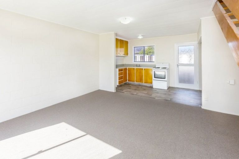 Photo of property in 9 Camp Street, Silverstream, Upper Hutt, 5019