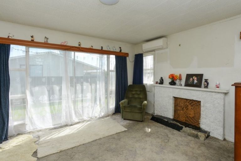 Photo of property in 10 Merton Crescent, Pirimai, Napier, 4112