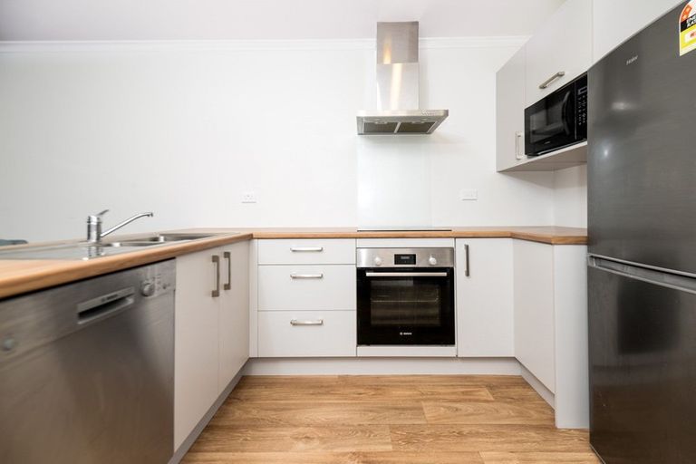 Photo of property in 2/20 Marama Street, Frankton, Hamilton, 3204