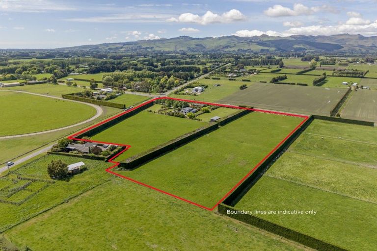 Photo of property in 205 Robinsons Road, Prebbleton, 7674