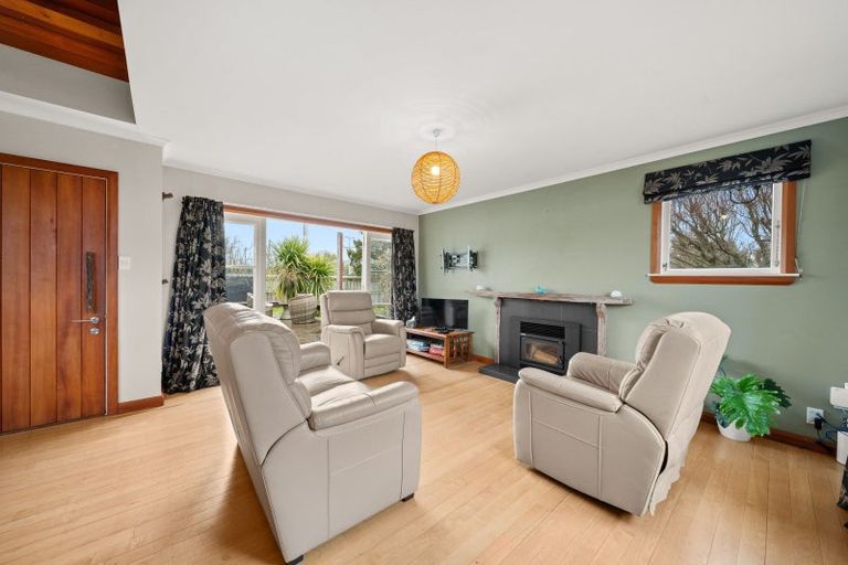 Photo of property in 22 Humphries Street, Greytown, 5712