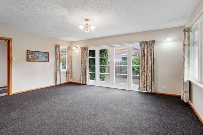 Photo of property in 1/91 Maidstone Road, Ilam, Christchurch, 8041