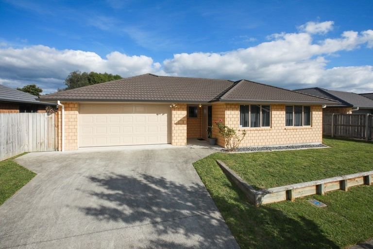 Photo of property in 14 Max Landing, Grandview Heights, Hamilton, 3200