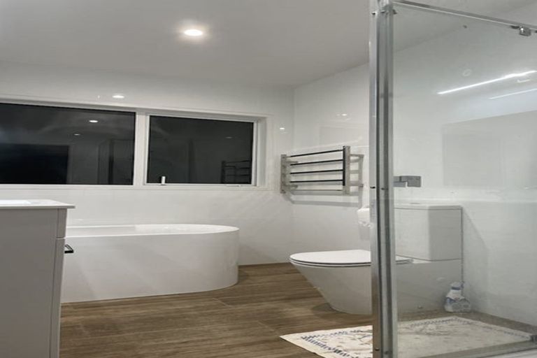 Photo of property in 25a Addison Drive, Glendene, Auckland, 0602