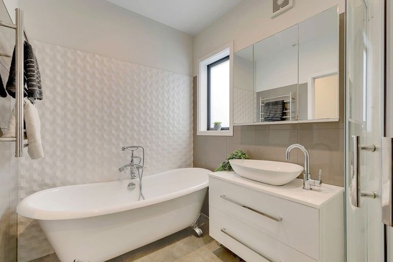 Photo of property in 7a Haunui Way, Pukerua Bay, 5026