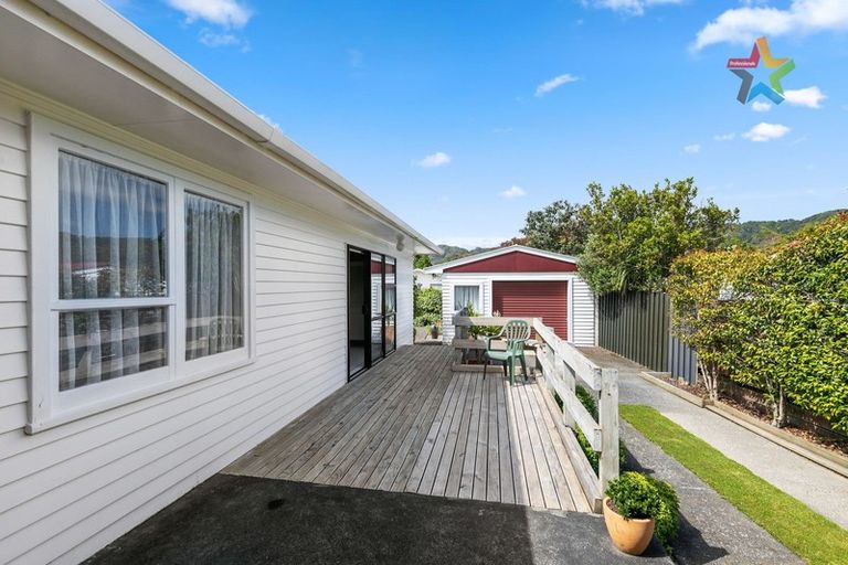Photo of property in 4 Mimihau Grove, Wainuiomata, Lower Hutt, 5014