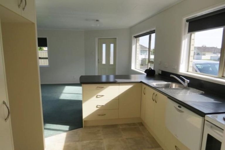 Photo of property in 1 Maranui Street, Welbourn, New Plymouth, 4310