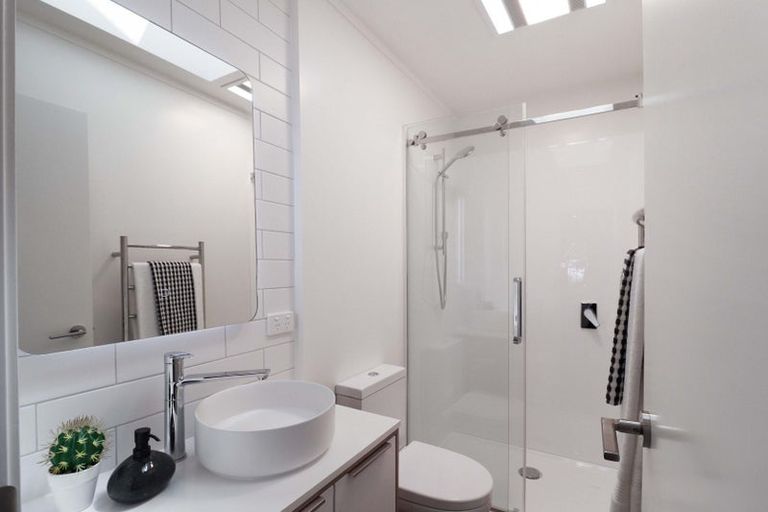 Photo of property in 23b Fraser Crescent, Elderslea, Upper Hutt, 5018