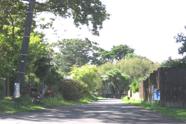 Photo of property in 265 Swanson Road, Henderson, Auckland, 0610