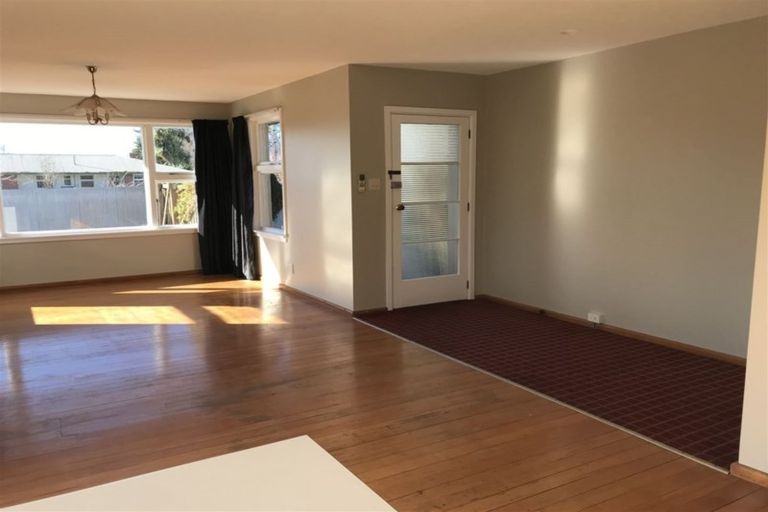 Photo of property in 745 Main North Road, Belfast, Christchurch, 8051