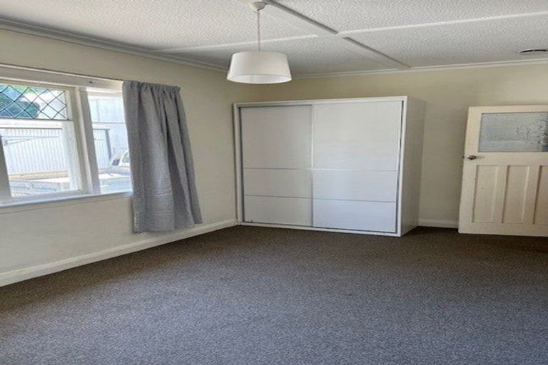 Photo of property in 192 Tasman Street, Mount Cook, Wellington, 6021