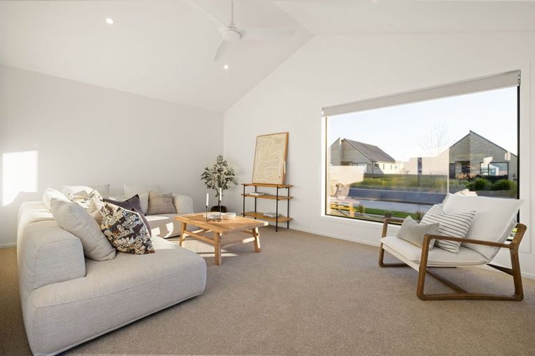 Photo of property in 14 Hugo Shaw Drive, Cambridge, 3434