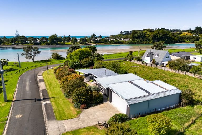 Photo of property in 46 Whakapaki Street, Urenui, 4375