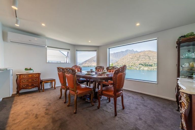 Photo of property in 22 Golden Terrace, Queenstown, 9300