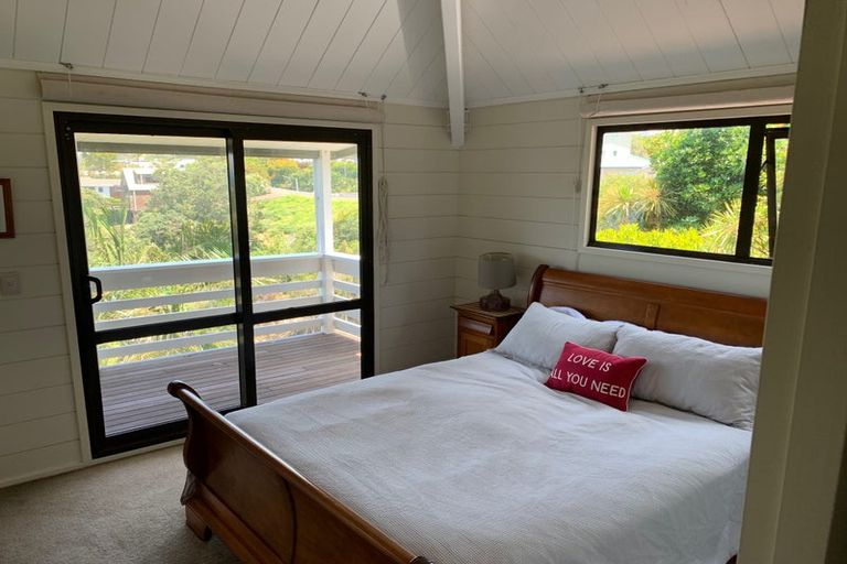 Photo of property in 34 Harbour View Road, Leigh, 0985