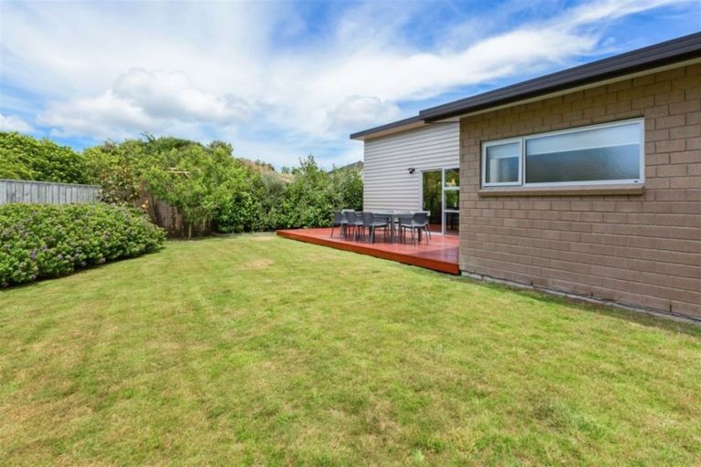 Photo of property in 23 Tasman Close, Aotea, Porirua, 5024