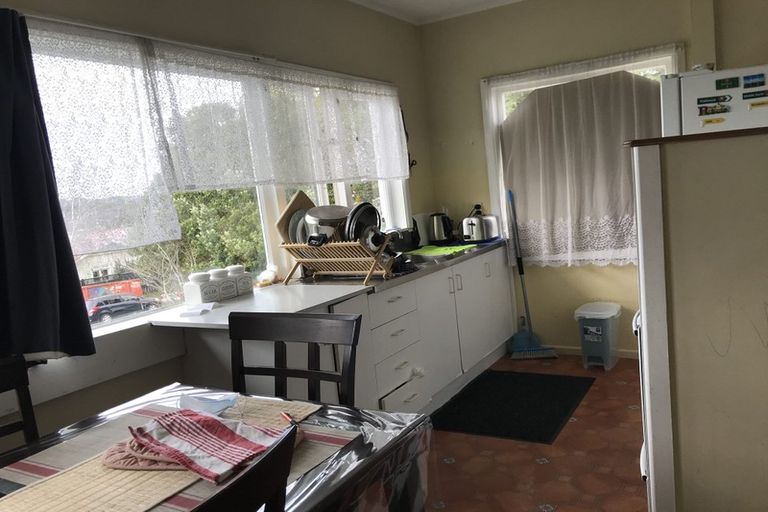 Photo of property in 2 Eden View Road, Sandringham, Auckland, 1025