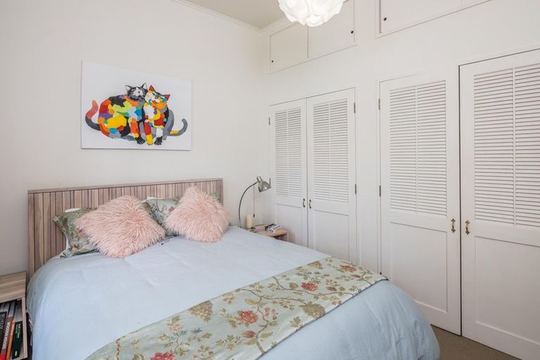 Photo of property in 205 Glenmore Street, Kelburn, Wellington, 6012