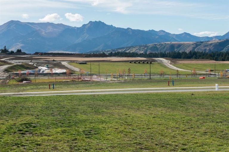 Photo of property in 59 Mount Nicholas Avenue, Wanaka, 9305