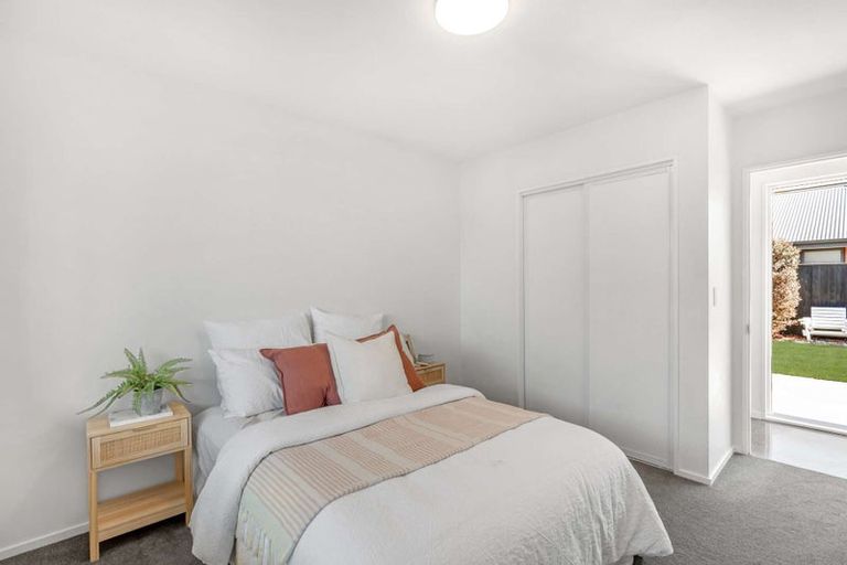 Photo of property in 14 Waimarie Street, Pegasus, 7612