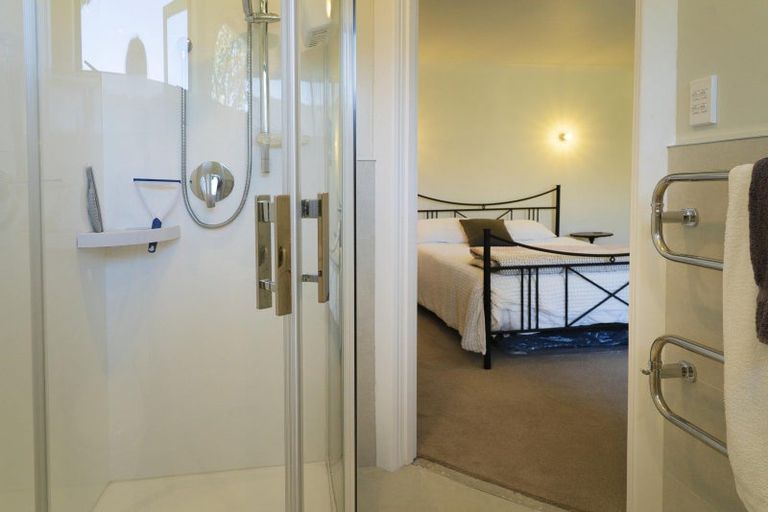 Photo of property in 87 Arataki Road, Havelock North, 4130