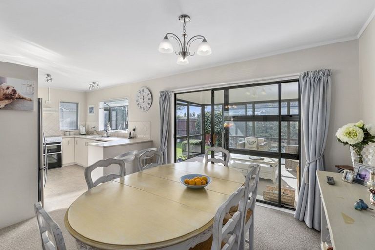 Photo of property in 36 Easton Way, Levin, 5510