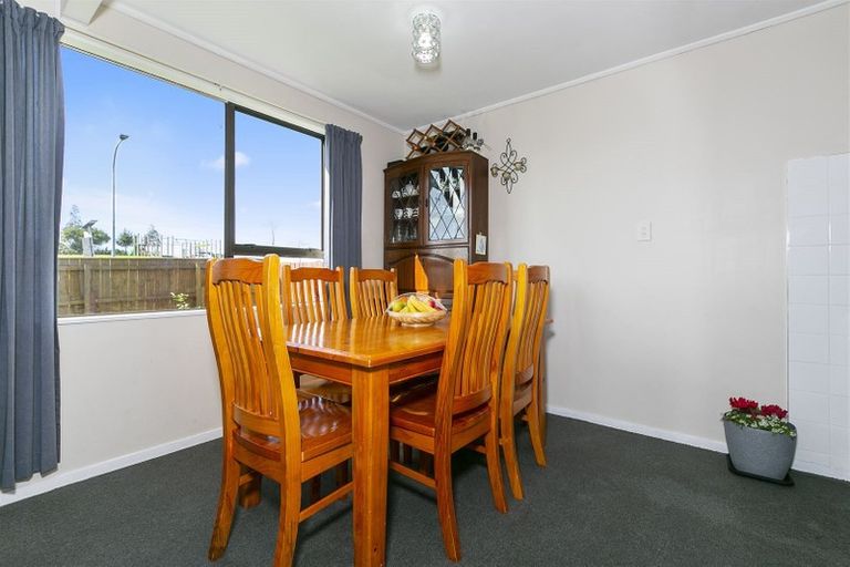 Photo of property in 200 Waitemata Drive, Ranui, Auckland, 0612