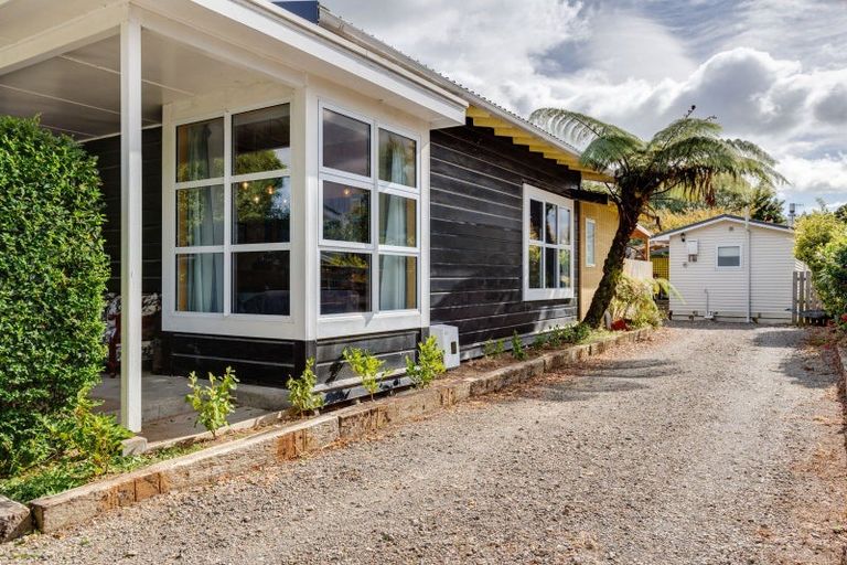 Photo of property in 24 Tararua Street, Pahiatua, 4910