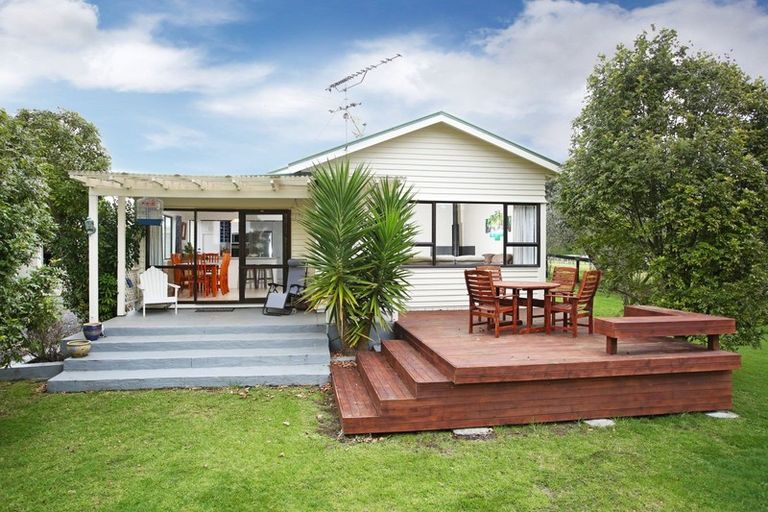 Photo of property in 323 Waiau Pa Road, Waiau Pa, Pukekohe, 2679