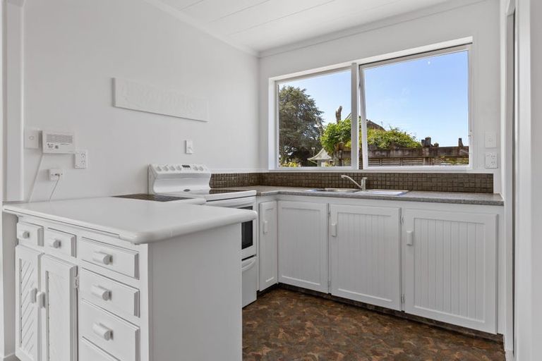 Photo of property in 6 Pukekohatu Street, Waitara, 4320