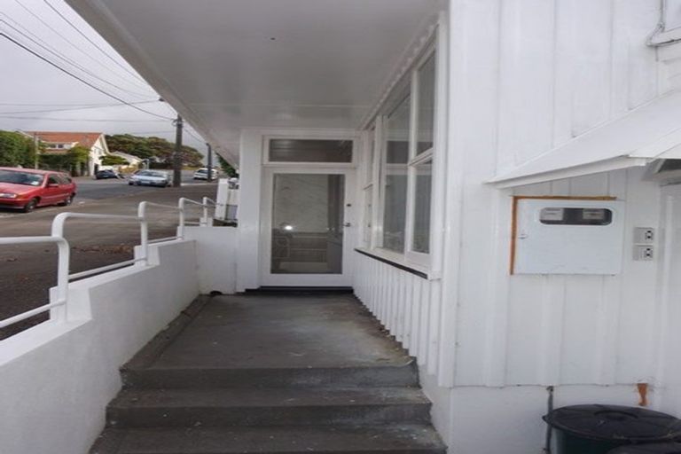 Photo of property in 61 Thompson Street, Mount Cook, Wellington, 6011