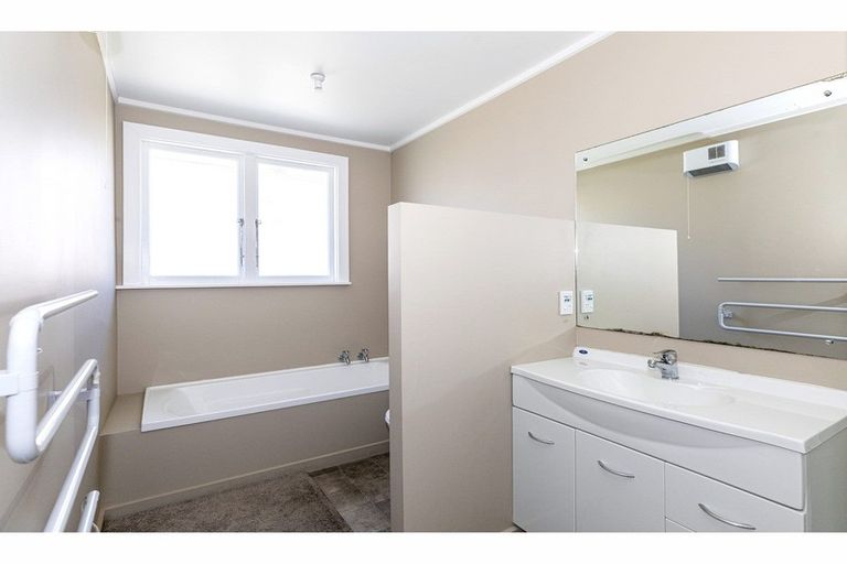 Photo of property in 14 Cain Street, Parkside, Timaru, 7910