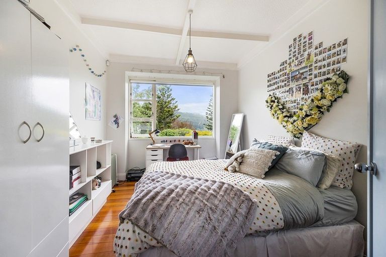 Photo of property in 7 Moana Road, Kelburn, Wellington, 6012