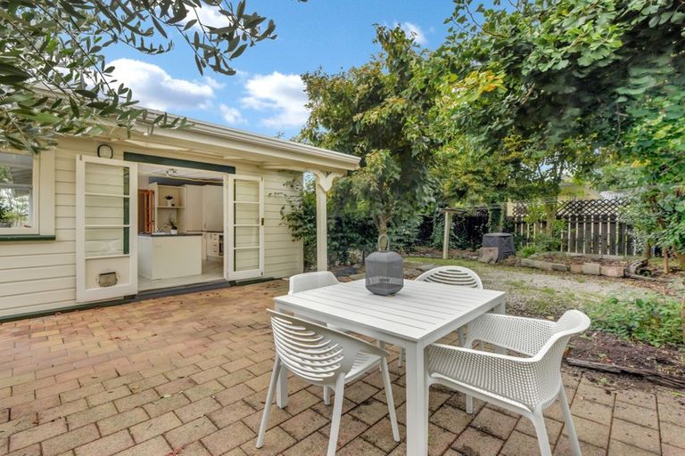 Photo of property in 66 Wellington Street, Nelson South, Nelson, 7010