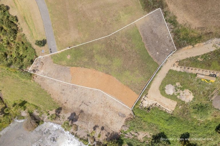 Photo of property in 11 Liberty Place, Cooks Beach, 3591