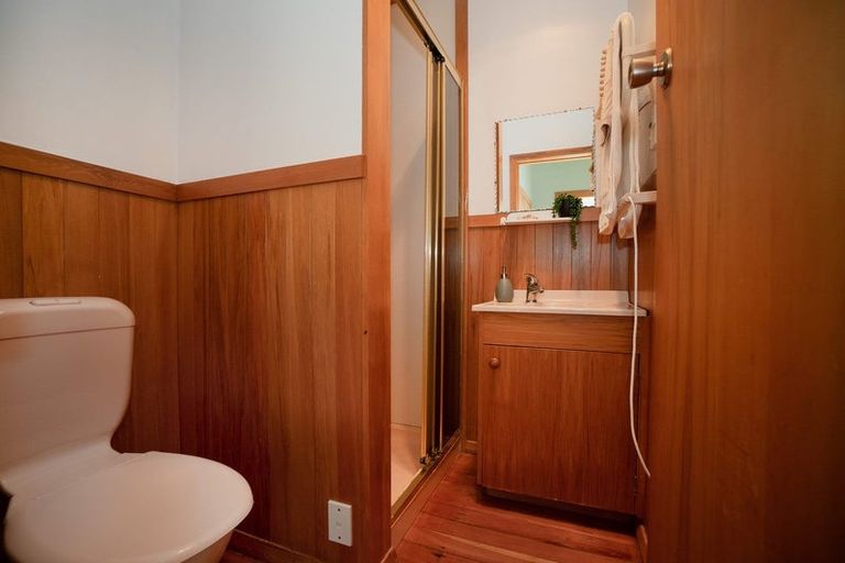 Photo of property in 6 Swansea Street, Hokowhitu, Palmerston North, 4410