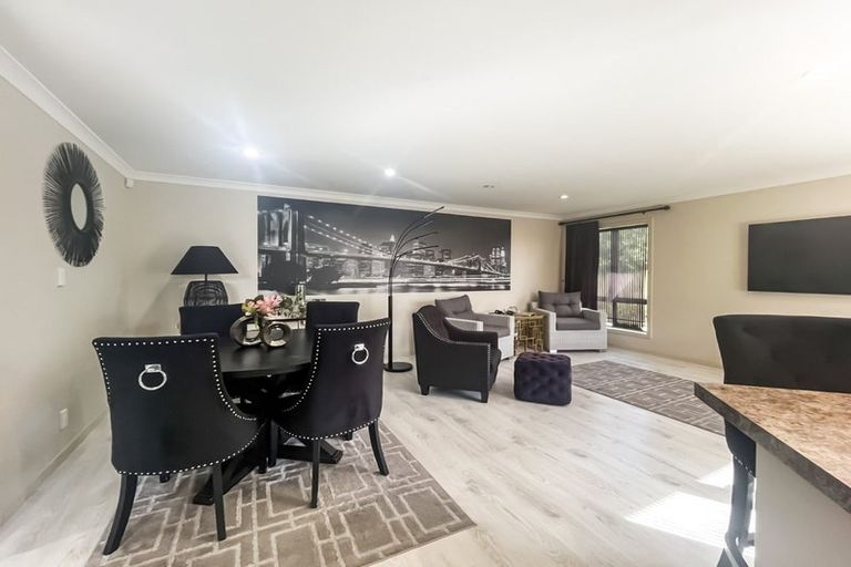 Photo of property in 86 Rosalie Terrace, Kelvin Grove, Palmerston North, 4414