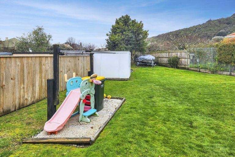 Photo of property in 1 Tyndall Street, Waiwhetu, Lower Hutt, 5010